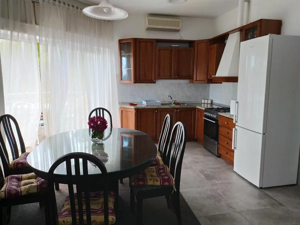Apartments By The Sea Medveja, Opatija - 7722 ロヴラン クロアチア